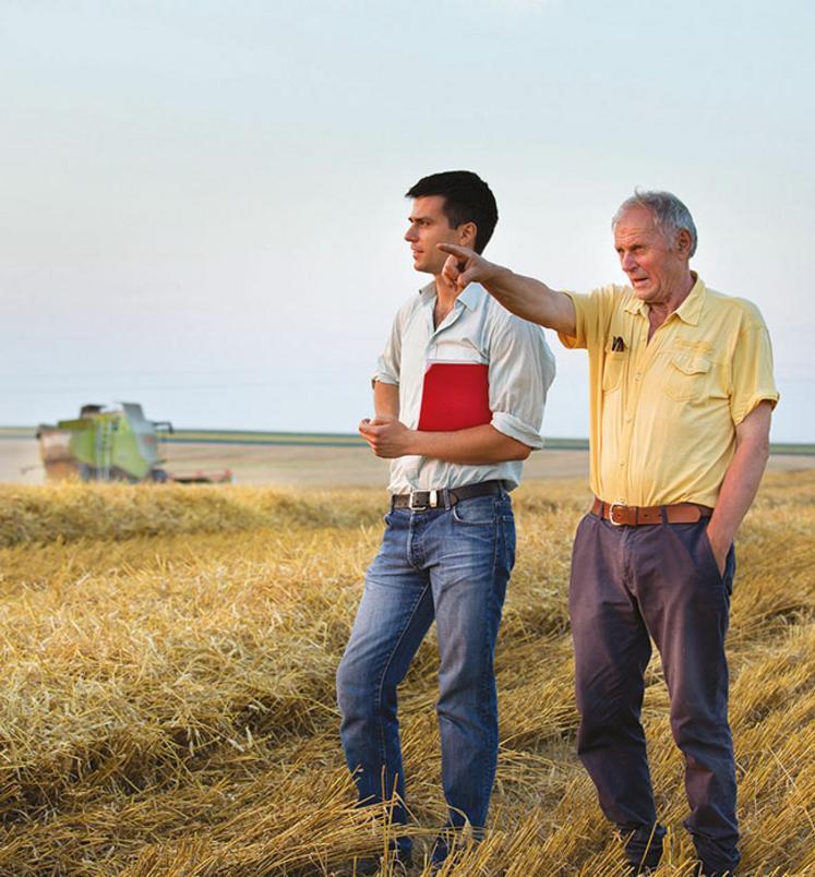 Transmettre son exploitation agricole : deux leviers pour l'optimiser 